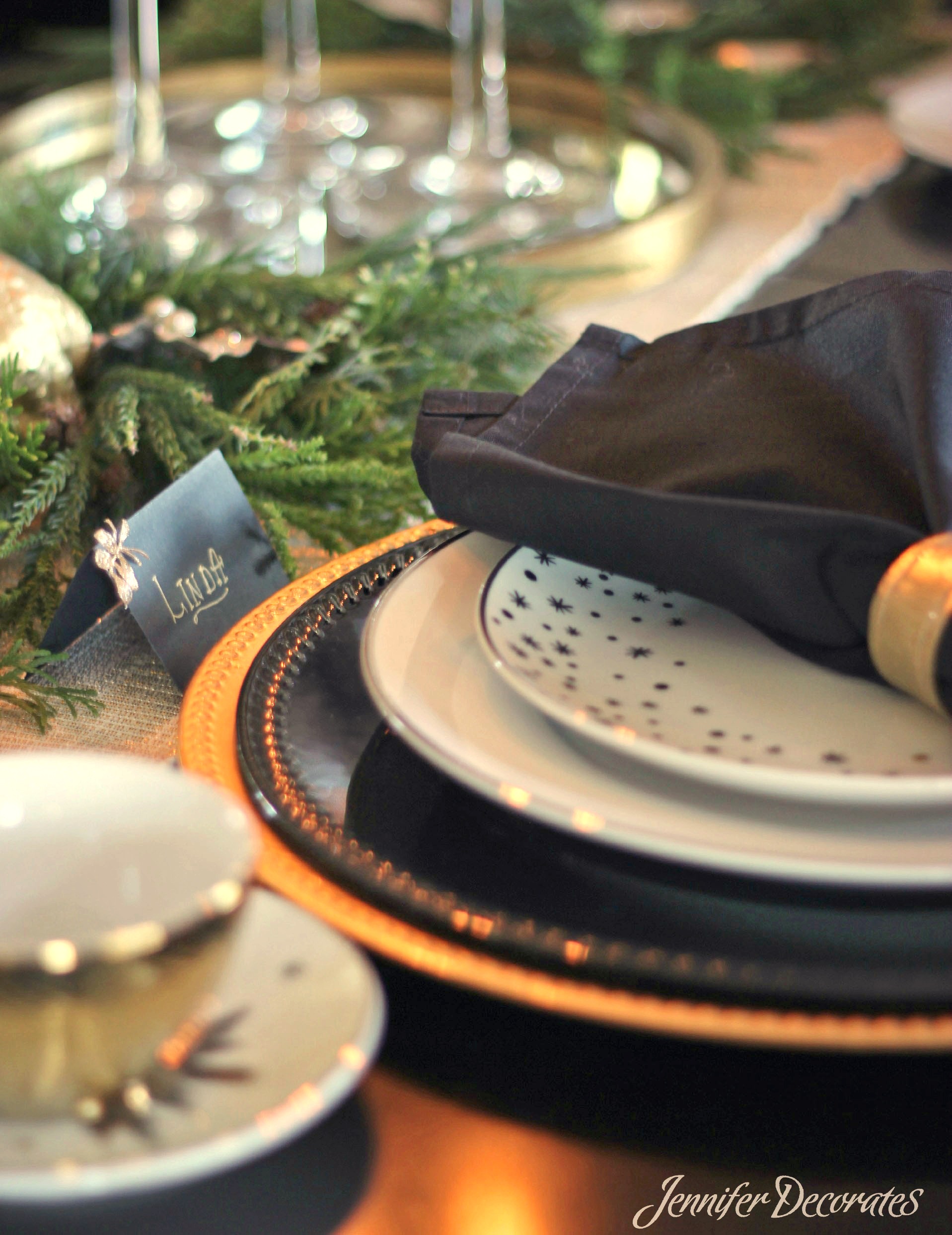 Christmas Table Setting With Black Plates