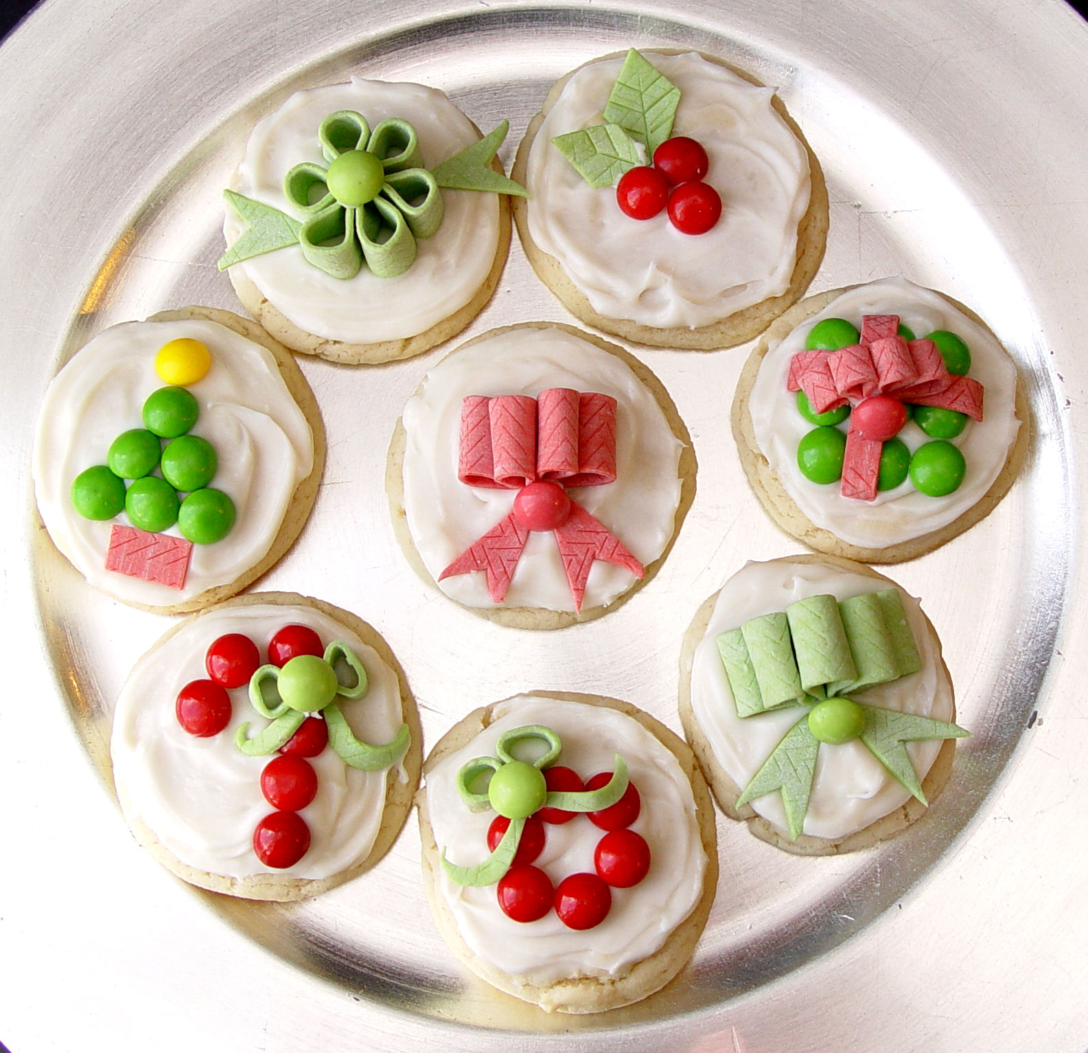 Easy Christmas Biscuit Decorating Ideas