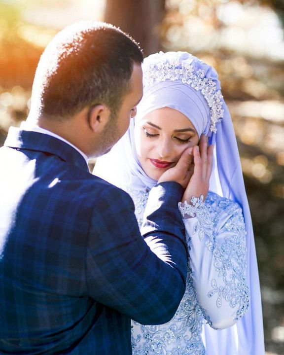 Hijab Wedding Couple Pic