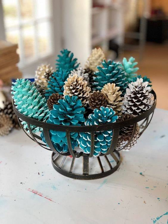 Holiday Centerpieces Pinecone