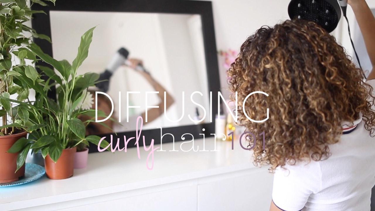 How To Diffuse Curly Hair Without Frizz