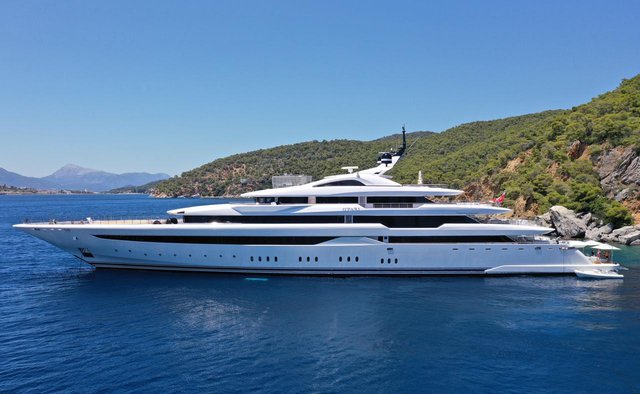 Luxury Yacht Charter Med