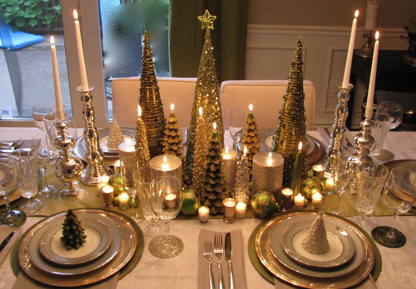 Tablescapes For Christmas Party
