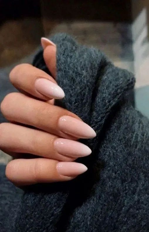Trendy Fall Almond Nails