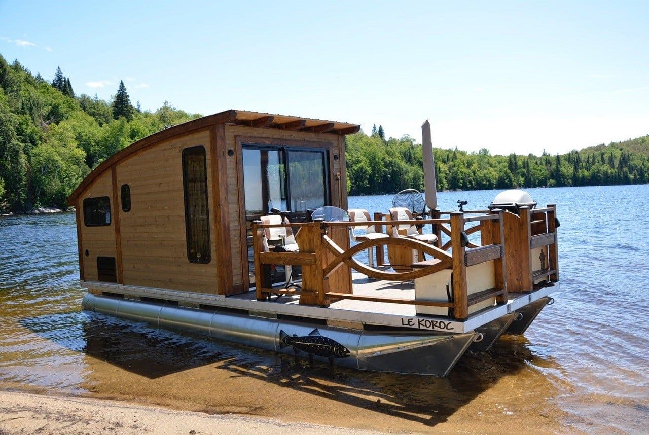 Wooden Boat Rental
