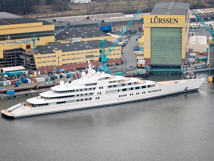 Worlds Largest Yacht Cost